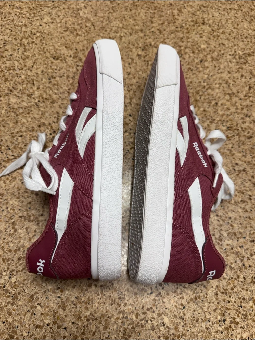 Reebok classic low